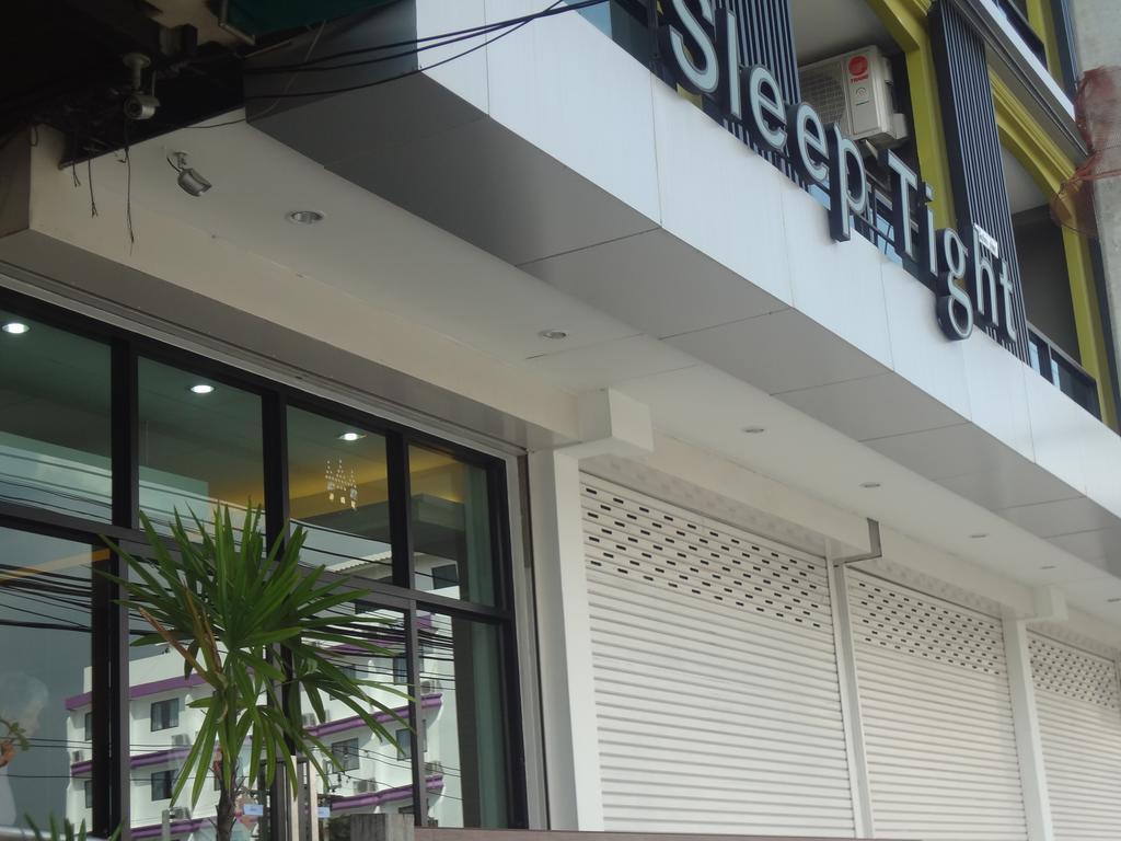 Sleep Tight Hotel Jomtien Beach Exterior photo
